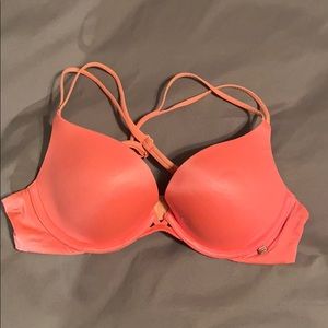 Victoria’s Secret VERY SEXY push up bra